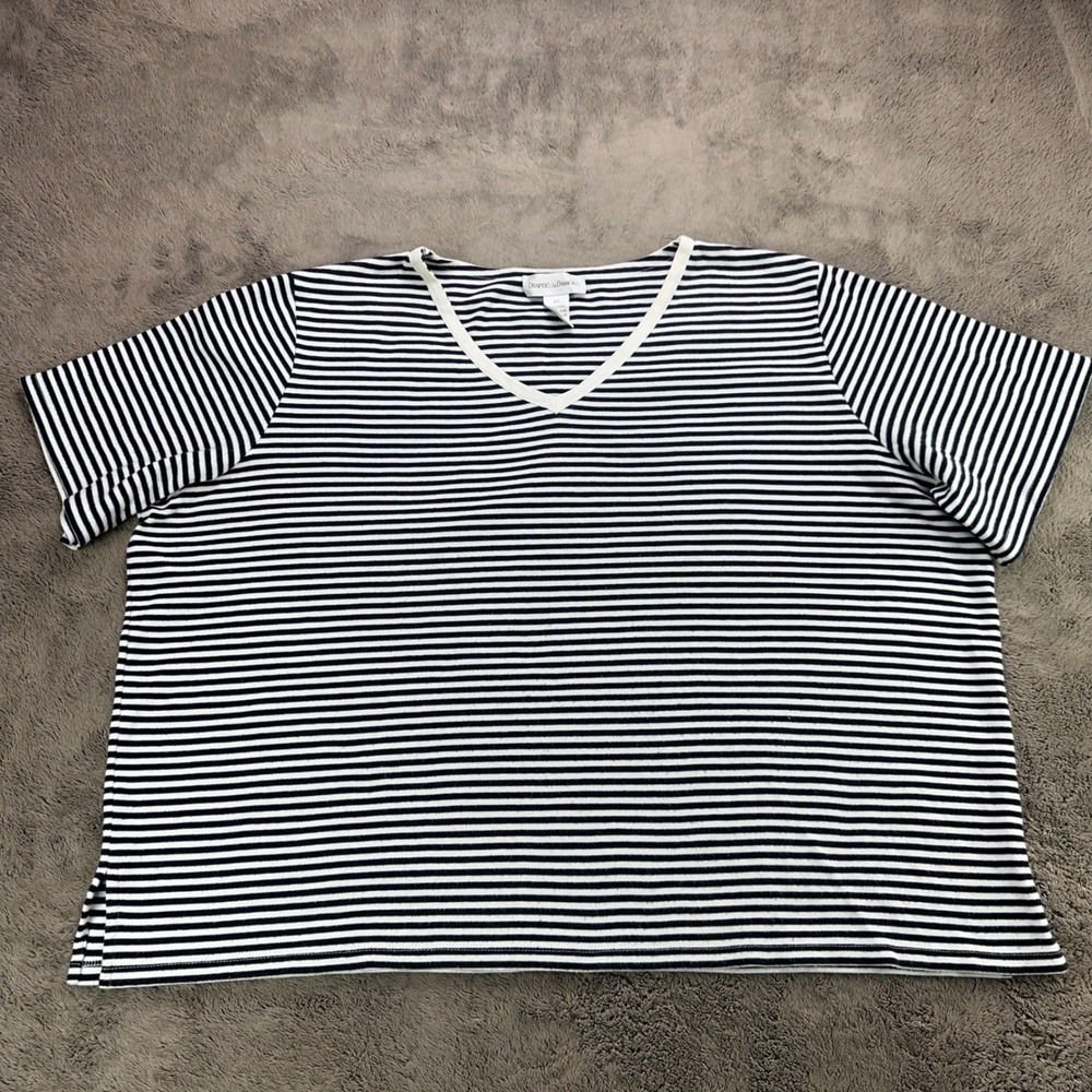 Drapers & Damons Womens 2X Navy Blue White Striped V-Neck Short Sleeve Tee Shirt